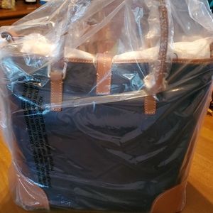 DOONEY & BOURKE PURSE